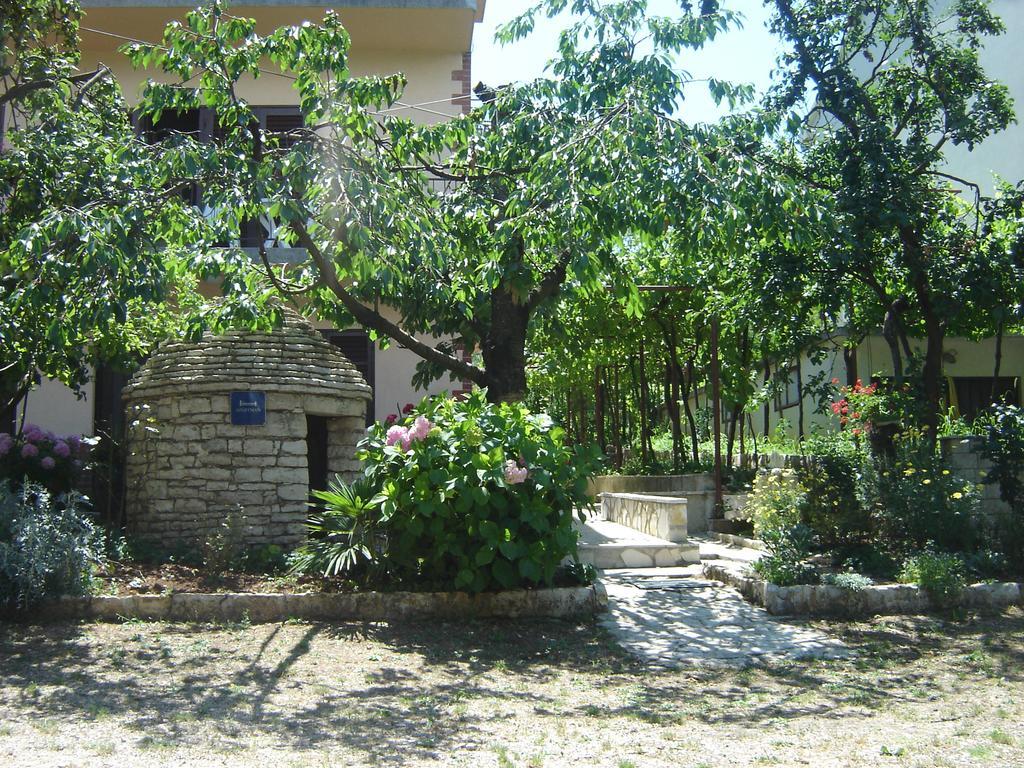 Apartments Grgorinic Pula Buitenkant foto